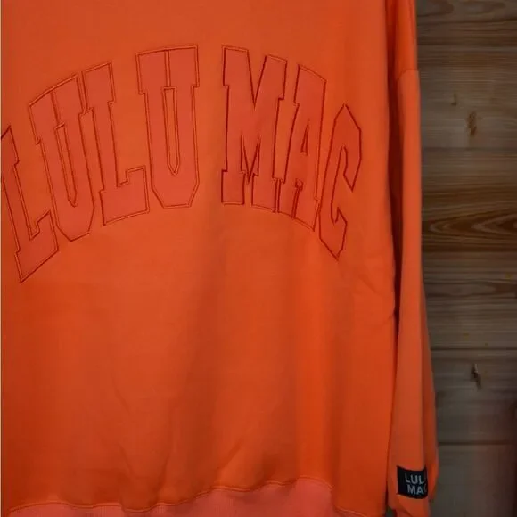Lulu Mac Orange Sweatshirt NWT - Picture 2 of 6
